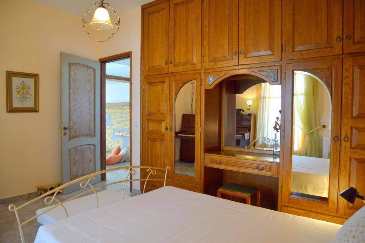 Villa de viento Tripiti Esterno foto